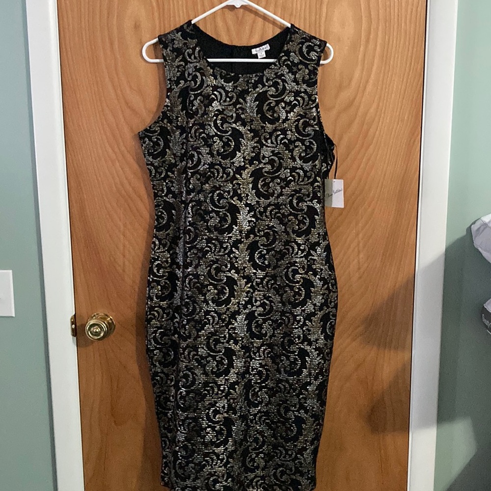 Olivia Matthews metallic and black dress size 15.